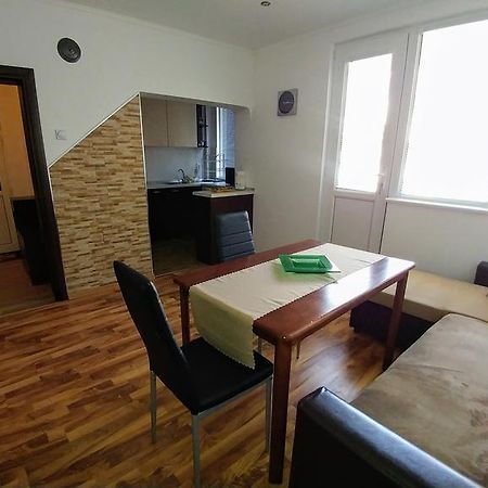 Single Apartment Elit Csernomorec Kültér fotó