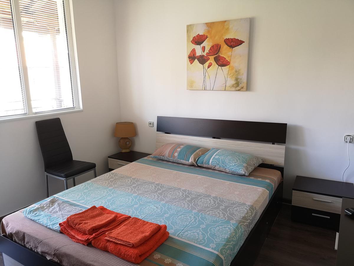 Single Apartment Elit Csernomorec Kültér fotó
